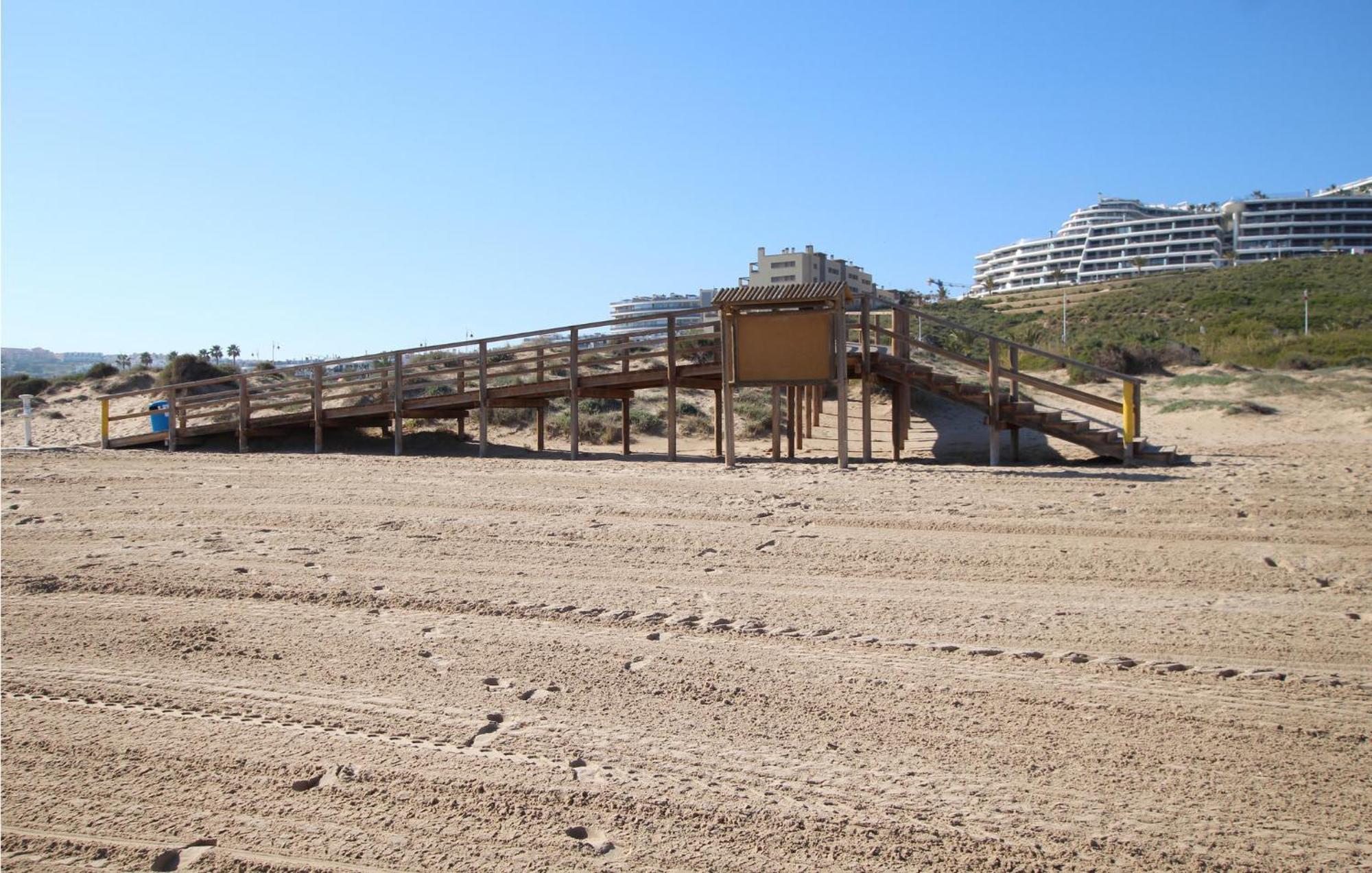 Beach Front Apartment In Los Arenales Del Sol Arenales del Sol Exterior foto
